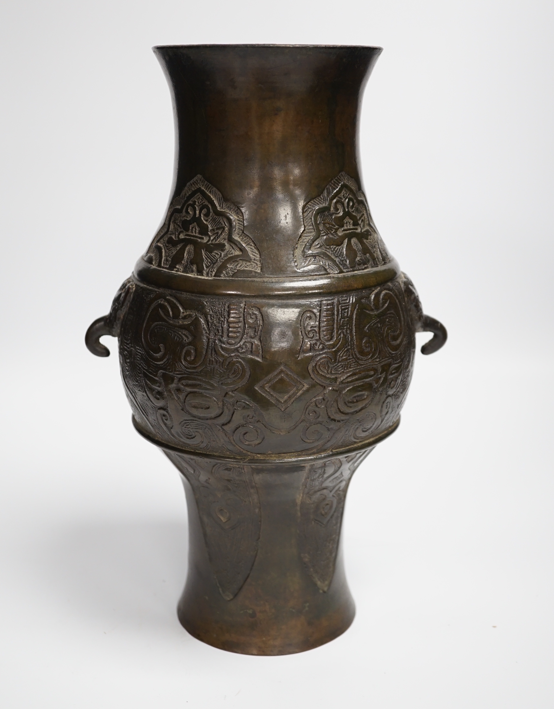 A Chinese bronze archaistic vase, Qing dynasty, 31cm high